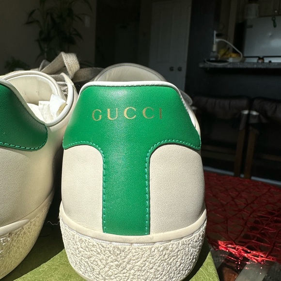 Gucci x Pablo Delcielo Off-White Strawberry Ace Sneakers - Picture 2 of 16